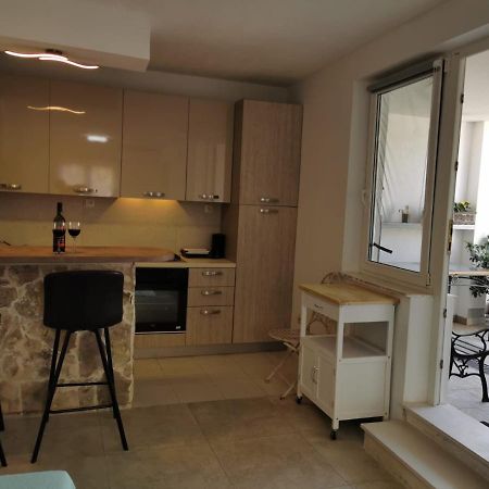 Near Beach Studio Kastela Dış mekan fotoğraf
