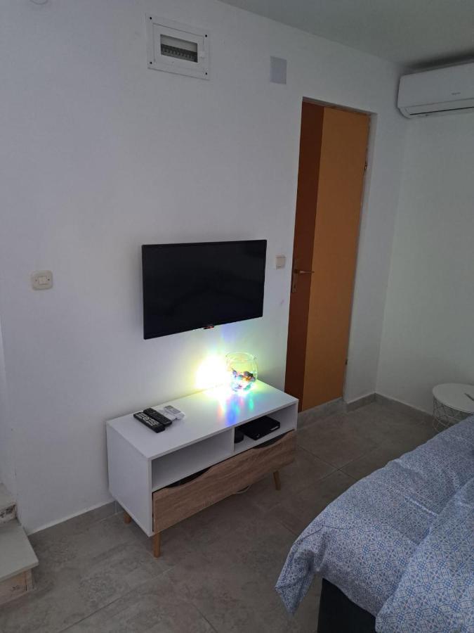 Near Beach Studio Kastela Dış mekan fotoğraf