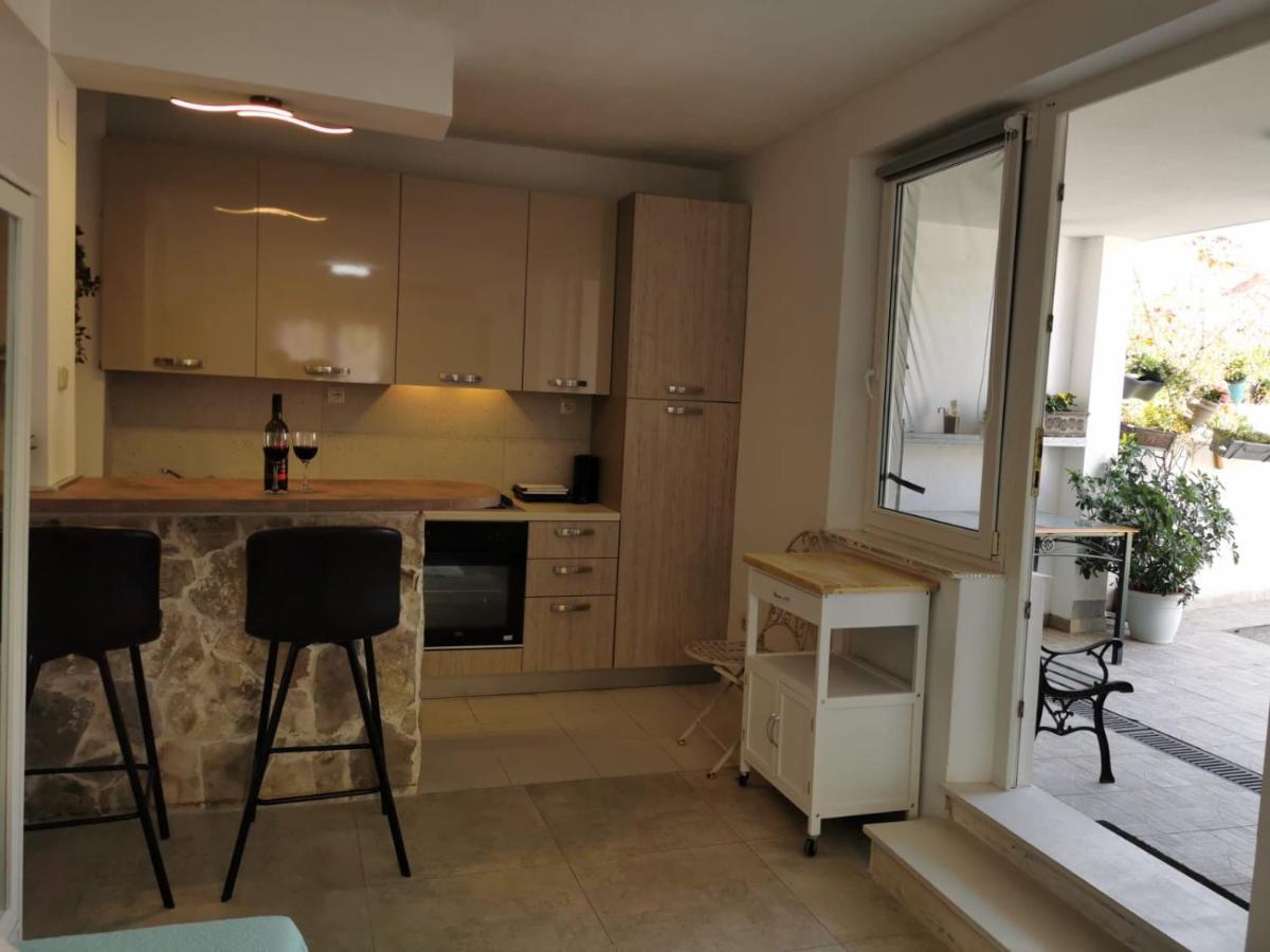Near Beach Studio Kastela Dış mekan fotoğraf