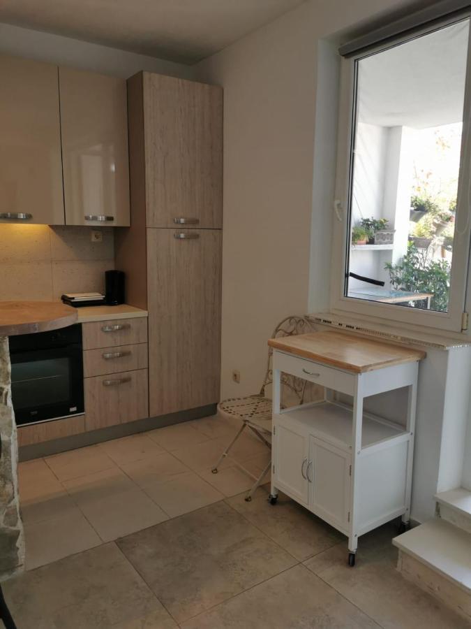 Near Beach Studio Kastela Dış mekan fotoğraf